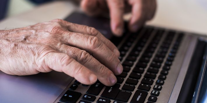 Repensando o trabalho das velhas gerações na era digital